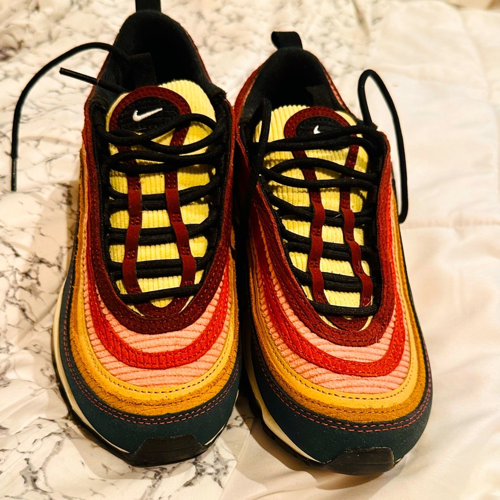 New without box women’s Nike Air Max 97